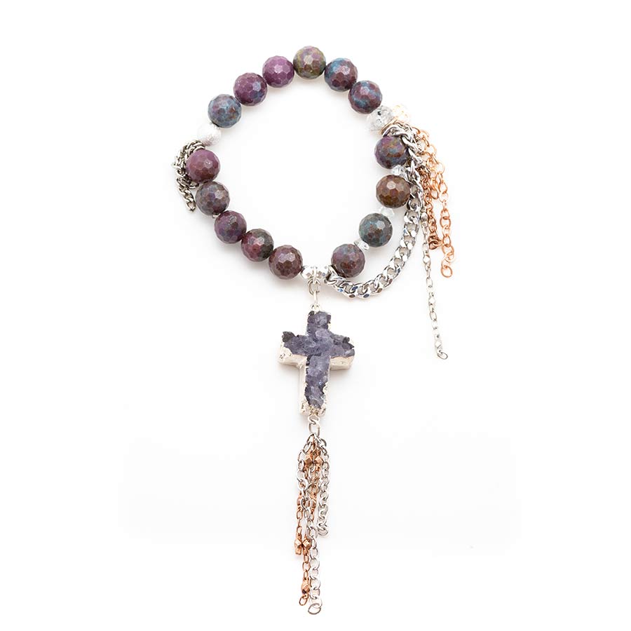 Flash Sale Item No. 81 – Faceted Corundum with an Amethyst Cross