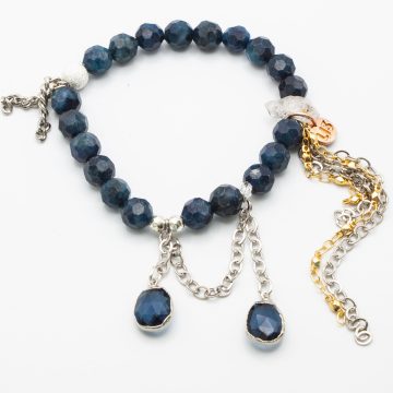 Apatite with a Blue Quartz Waterfall