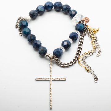 Apatite with a Diamond Cross